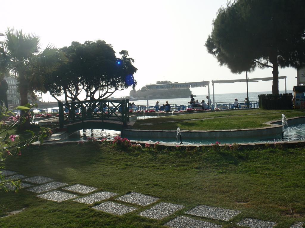 Liman Hotel Kusadasi Bagian luar foto