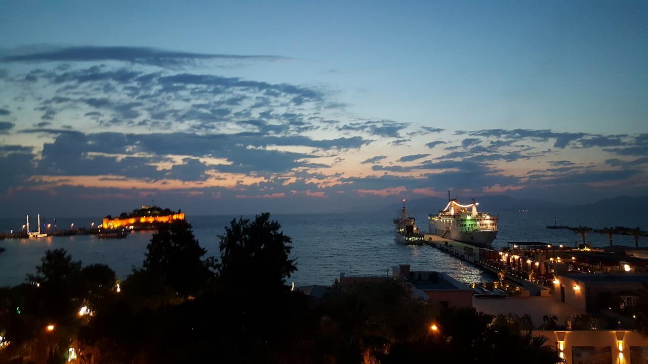 Liman Hotel Kusadasi Bagian luar foto