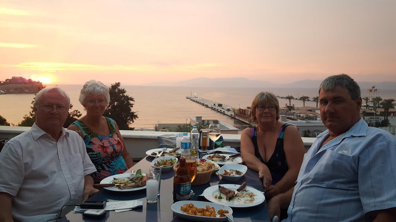 Liman Hotel Kusadasi Bagian luar foto