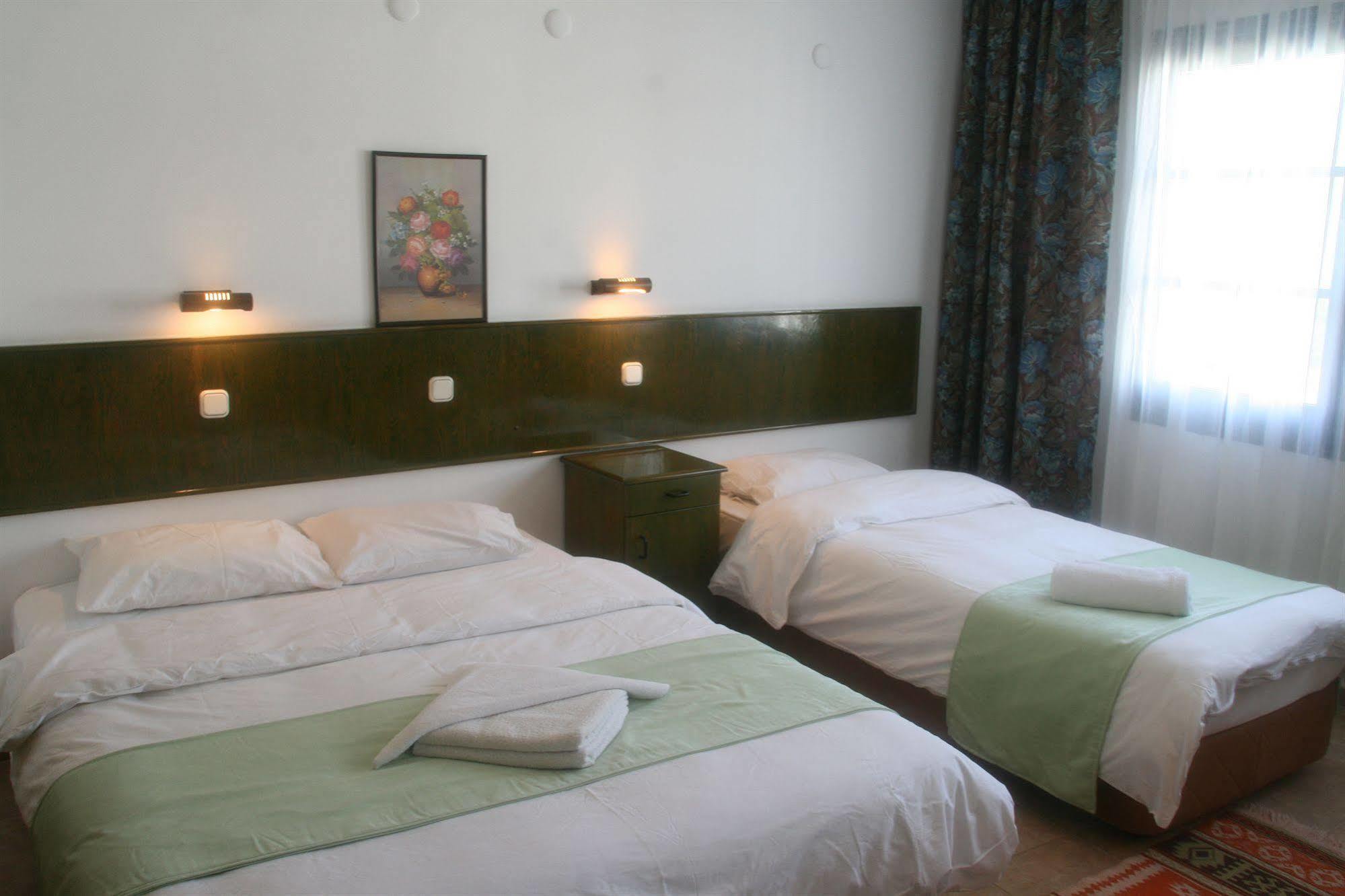 Liman Hotel Kusadasi Bagian luar foto