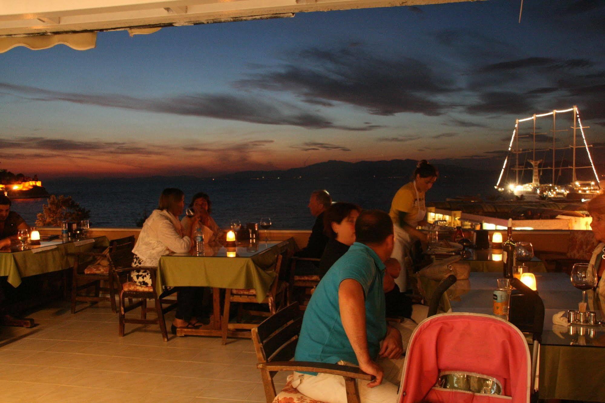 Liman Hotel Kusadasi Bagian luar foto